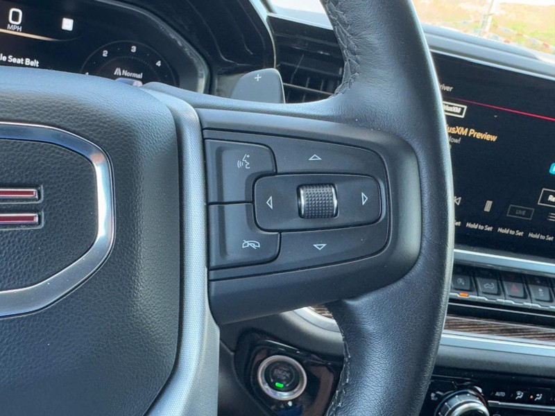 GMC Sierra 1500 Vehicle Full-screen Gallery Image 17