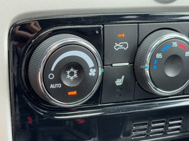 Chevrolet Captiva Sport Fleet Vehicle Full-screen Gallery Image 19