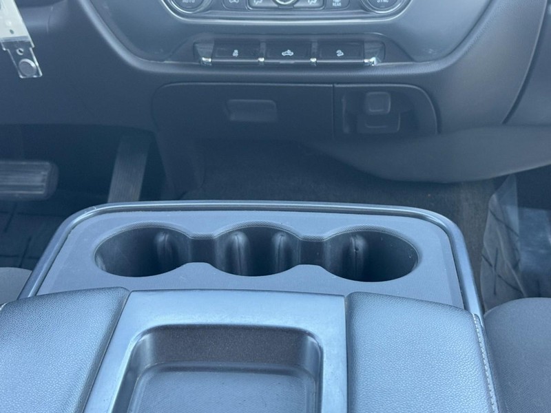 Chevrolet Silverado 1500 Vehicle Image 14