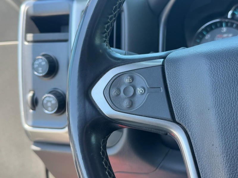 Chevrolet Silverado 1500 Vehicle Image 16