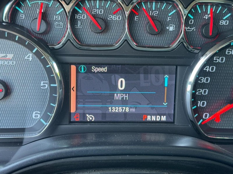 Chevrolet Silverado 1500 Vehicle Image 18