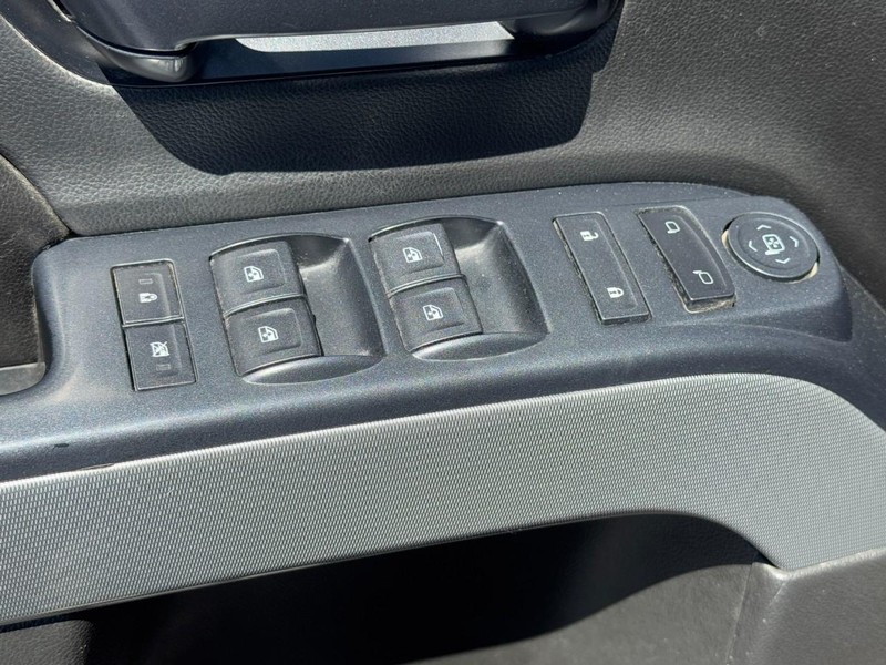 Chevrolet Silverado 1500 Vehicle Image 20