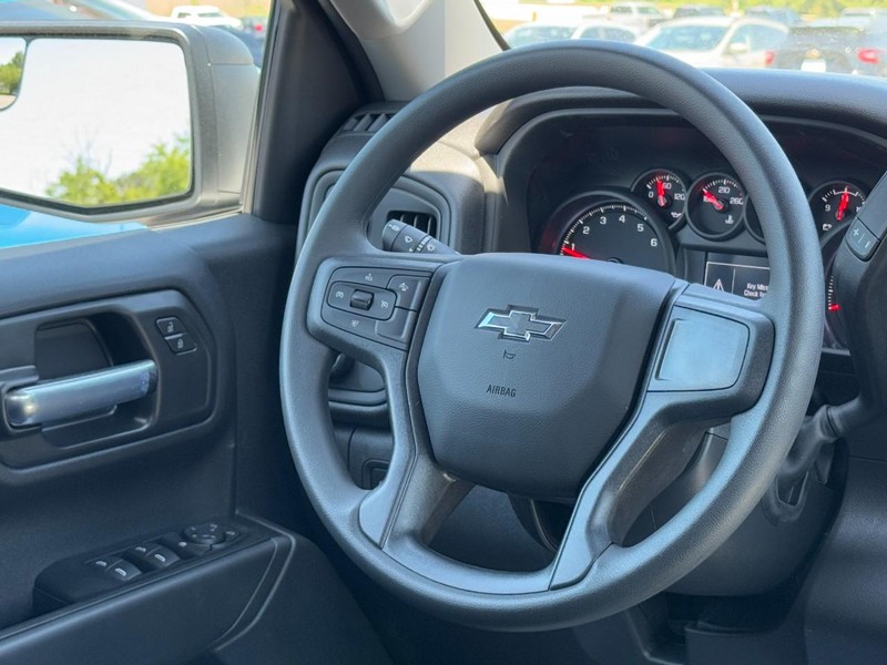 Chevrolet Silverado 1500 Vehicle Image 08