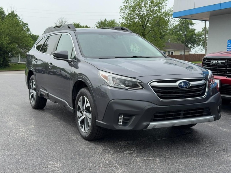 Subaru Outback Vehicle Full-screen Gallery Image 02