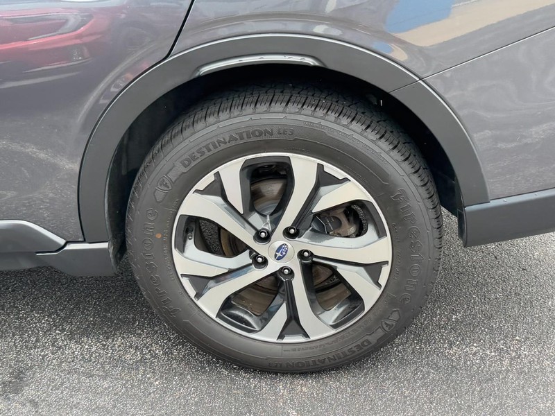 Subaru Outback Vehicle Full-screen Gallery Image 07