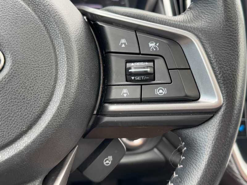 Subaru Outback Vehicle Full-screen Gallery Image 18