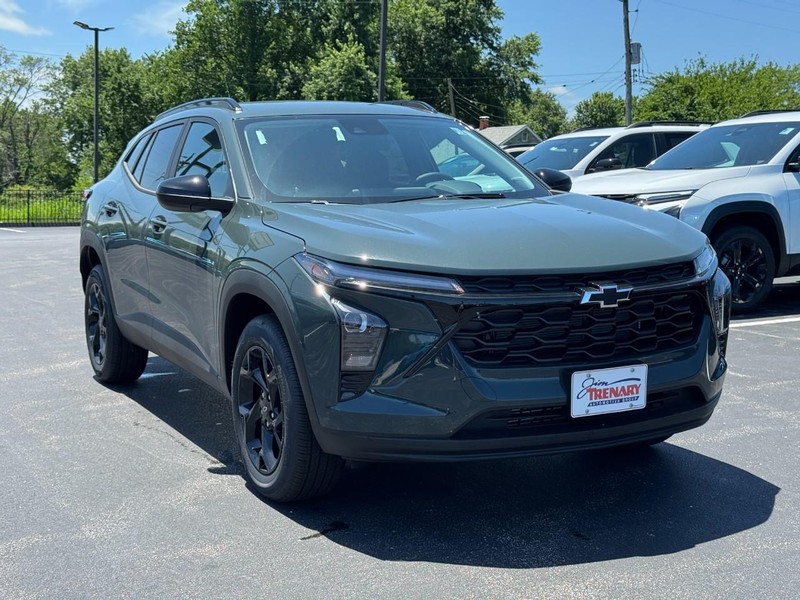 Chevrolet Trax Vehicle Image 02