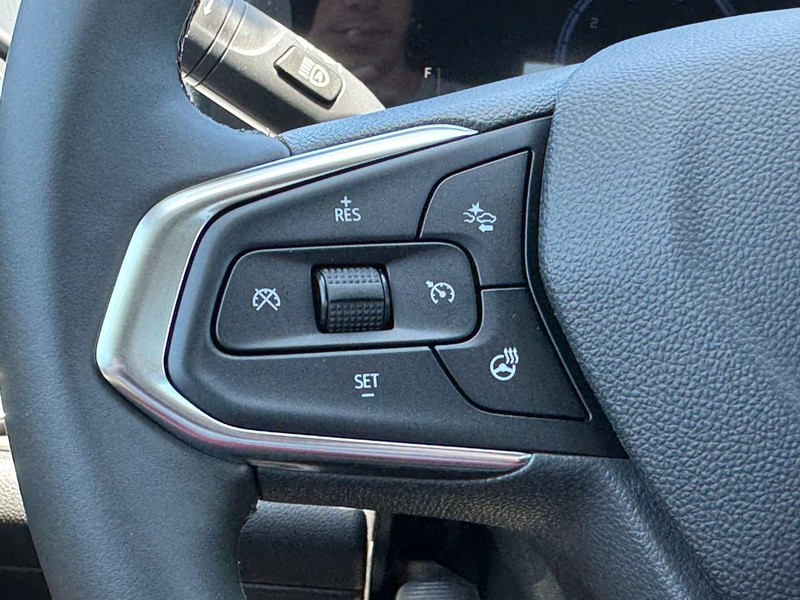 Chevrolet Trax Vehicle Image 11