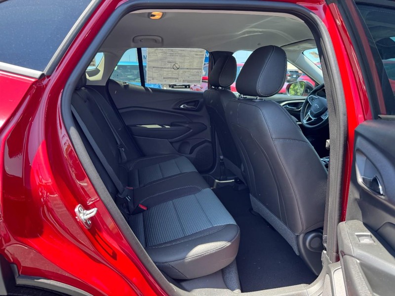 Chevrolet Trax Vehicle Image 06