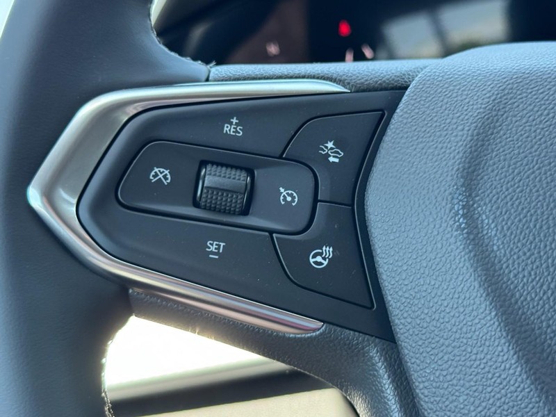Chevrolet Trax Vehicle Image 11