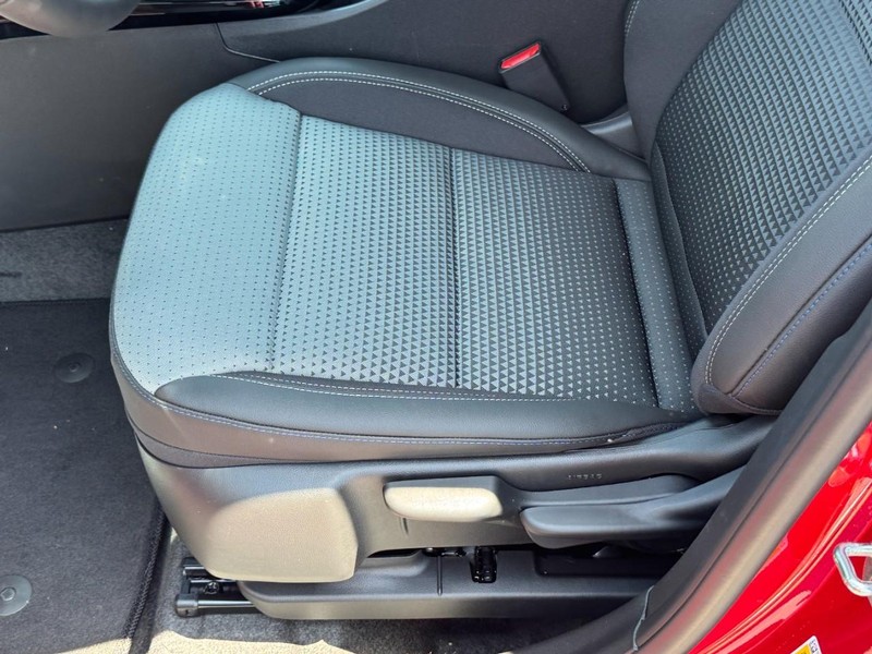 Chevrolet Trax Vehicle Image 16