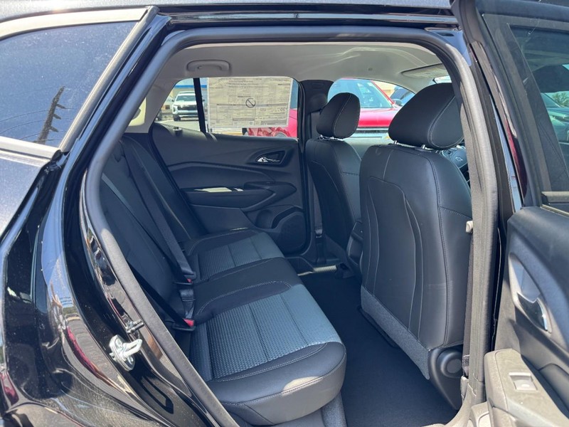 Chevrolet Trax Vehicle Image 06