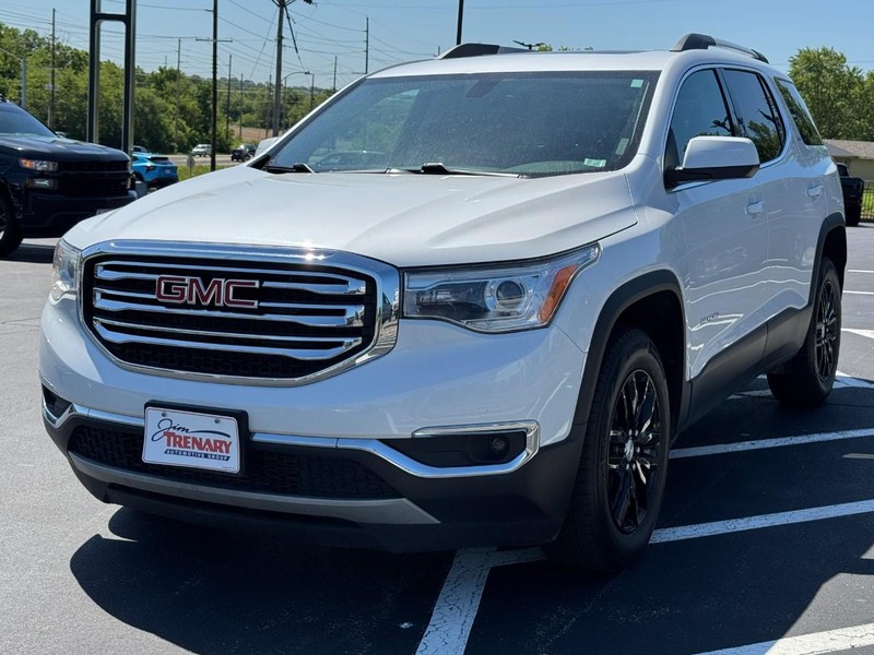 GMC Acadia Vehicle Image 08