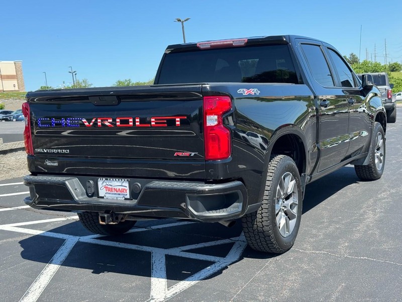 Chevrolet Silverado 1500 Vehicle Image 03