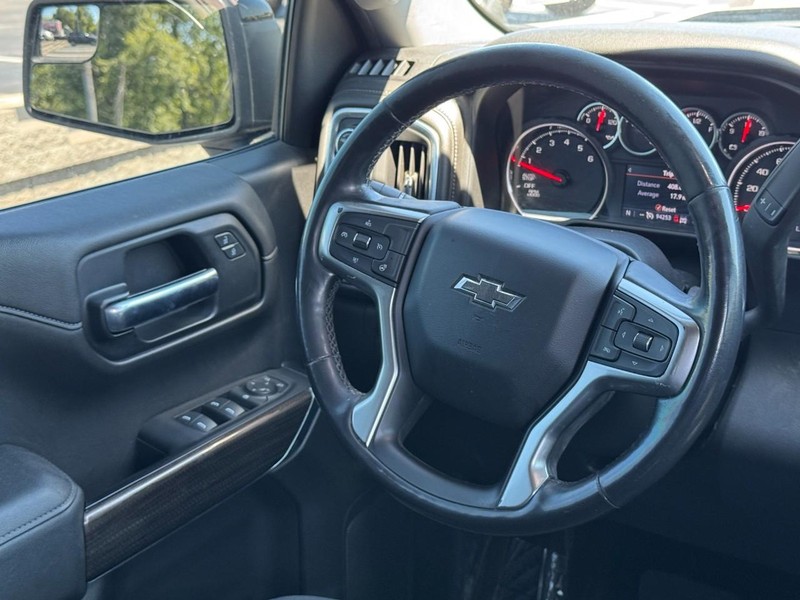 Chevrolet Silverado 1500 Vehicle Image 12