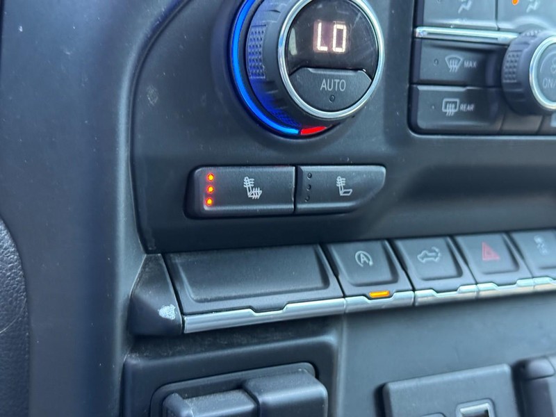 Chevrolet Silverado 1500 Vehicle Image 20