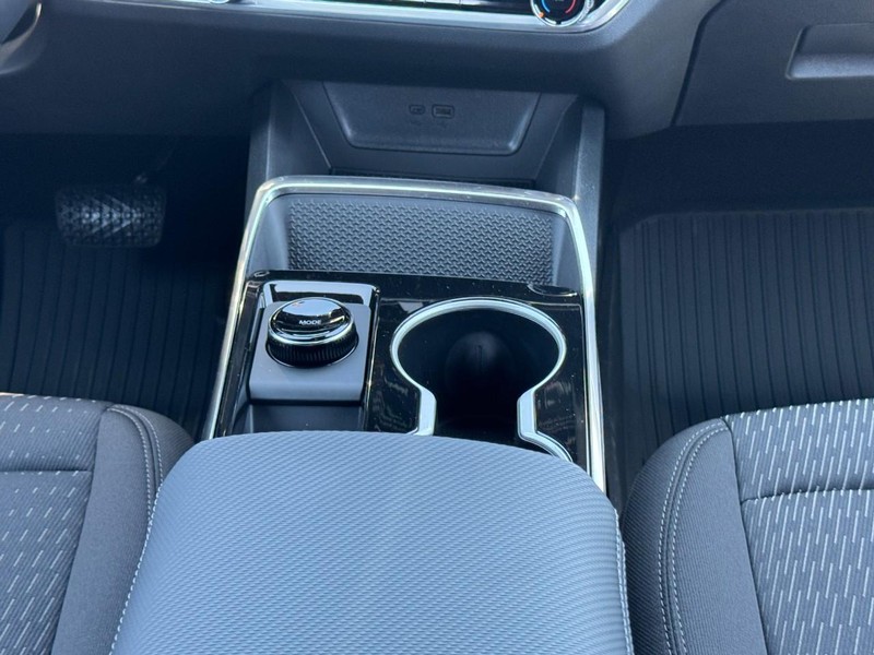 Chevrolet Equinox Vehicle Image 10