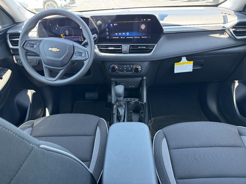 Chevrolet TrailBlazer Vehicle Image 07
