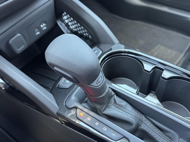 Chevrolet TrailBlazer Vehicle Image 13