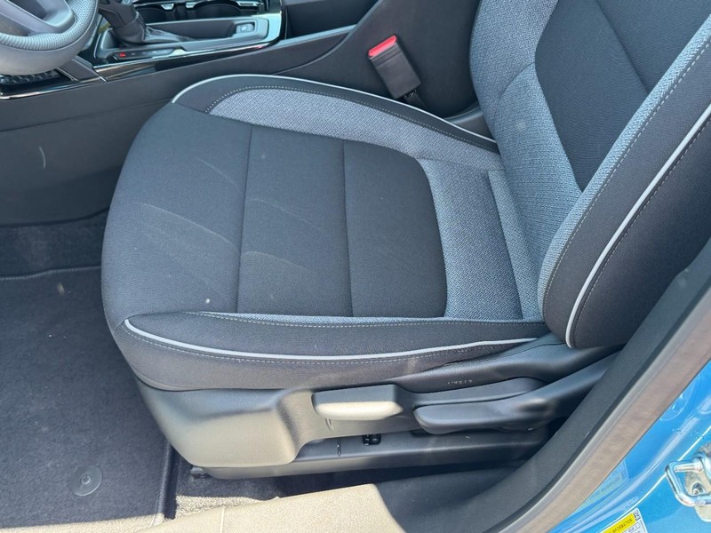 Chevrolet TrailBlazer Vehicle Image 15