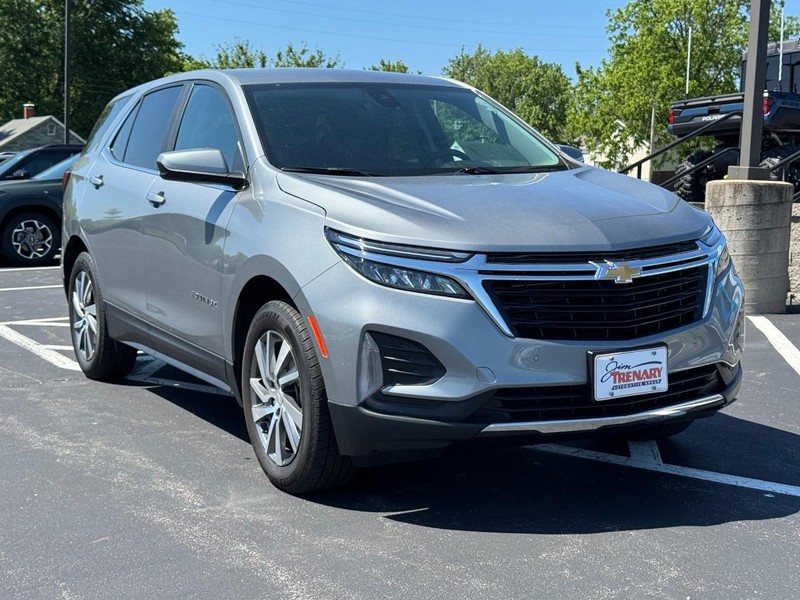 Chevrolet Equinox Vehicle Image 02