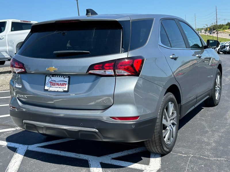 Chevrolet Equinox Vehicle Image 03
