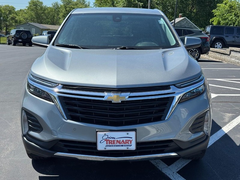 Chevrolet Equinox Vehicle Image 09