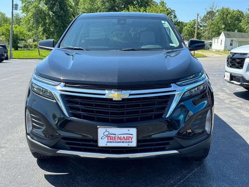Chevrolet Equinox Vehicle Full-screen Gallery Image 09