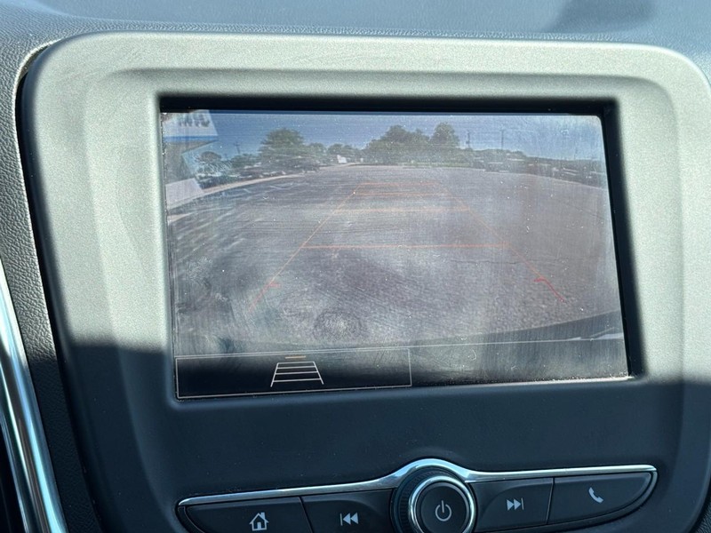 Chevrolet Equinox Vehicle Full-screen Gallery Image 21
