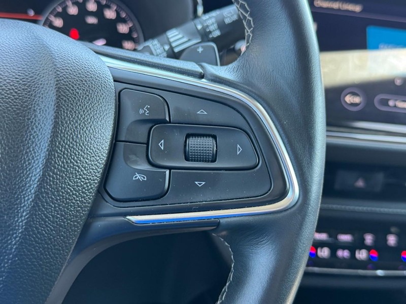 Buick Envision Vehicle Full-screen Gallery Image 18