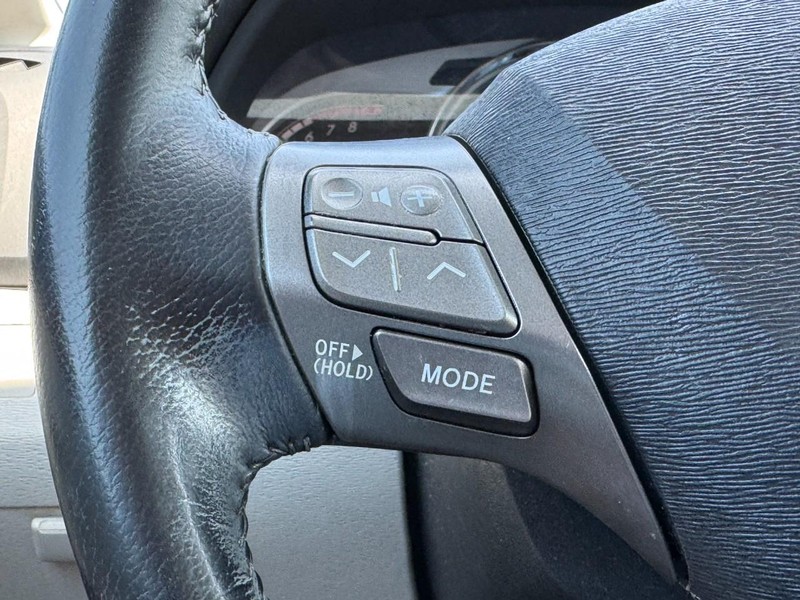 Toyota Venza Vehicle Full-screen Gallery Image 17