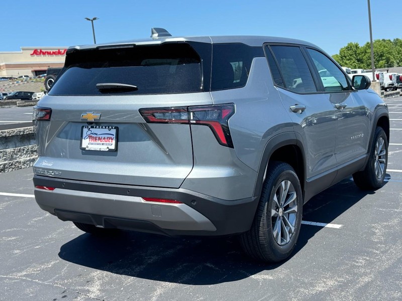 Chevrolet Equinox Vehicle Image 04