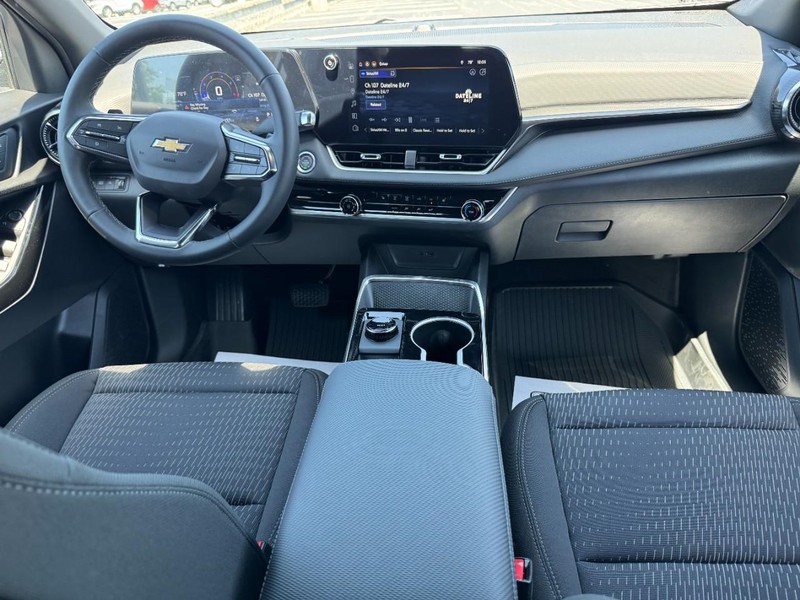Chevrolet Equinox Vehicle Image 07