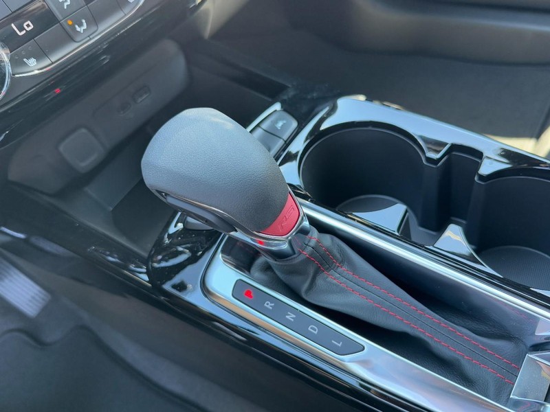 Chevrolet Trax Vehicle Image 13