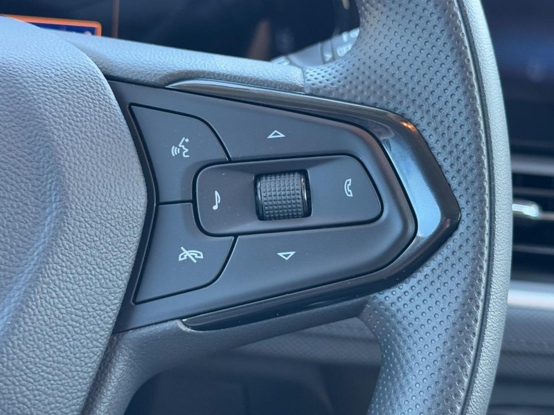 Chevrolet TrailBlazer Vehicle Image 12