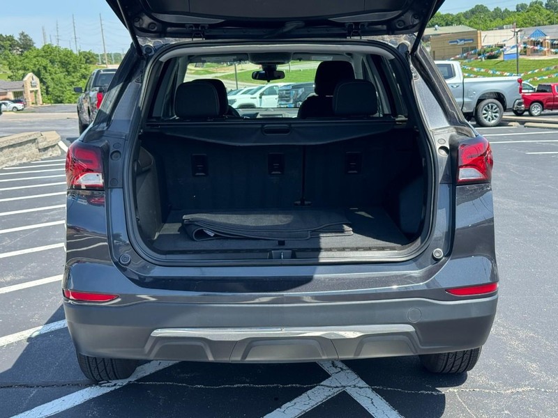 Chevrolet Equinox Vehicle Full-screen Gallery Image 05