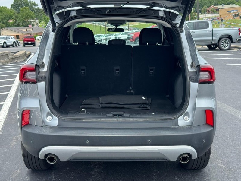 Ford Escape Vehicle Image 05