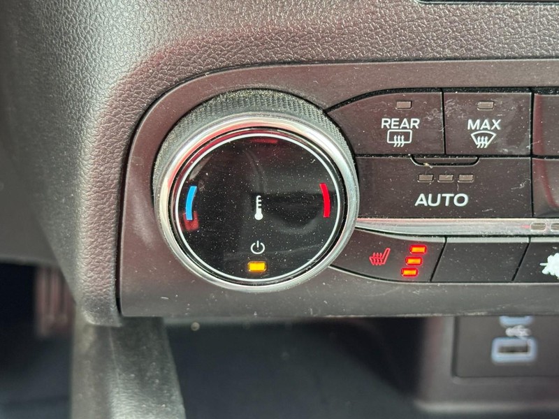 Ford Escape Vehicle Image 19