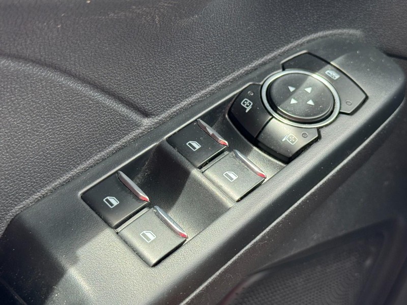 Ford Escape Vehicle Image 21