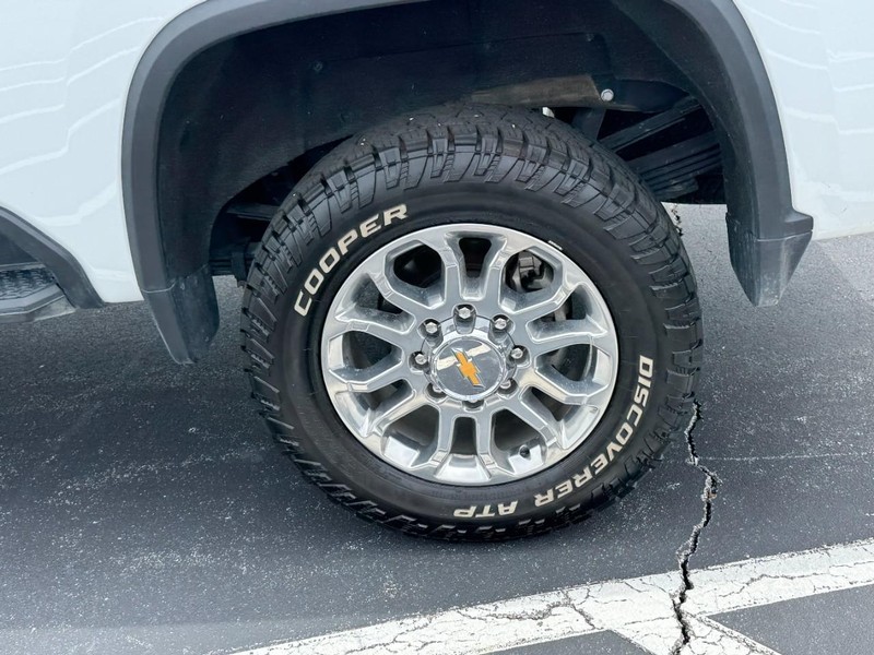 Chevrolet Silverado 3500HD Vehicle Image 07