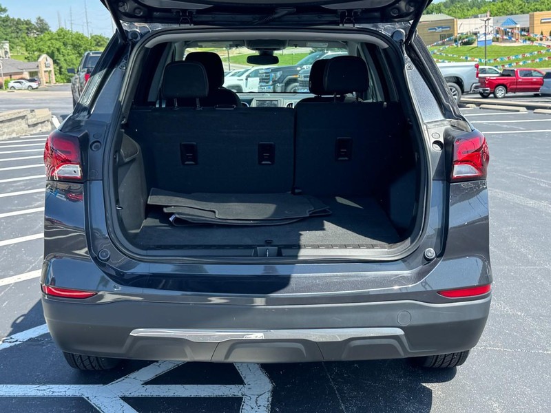Chevrolet Equinox Vehicle Full-screen Gallery Image 05