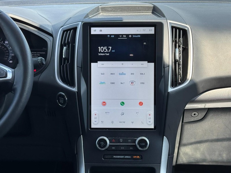 Ford Edge Vehicle Image 13