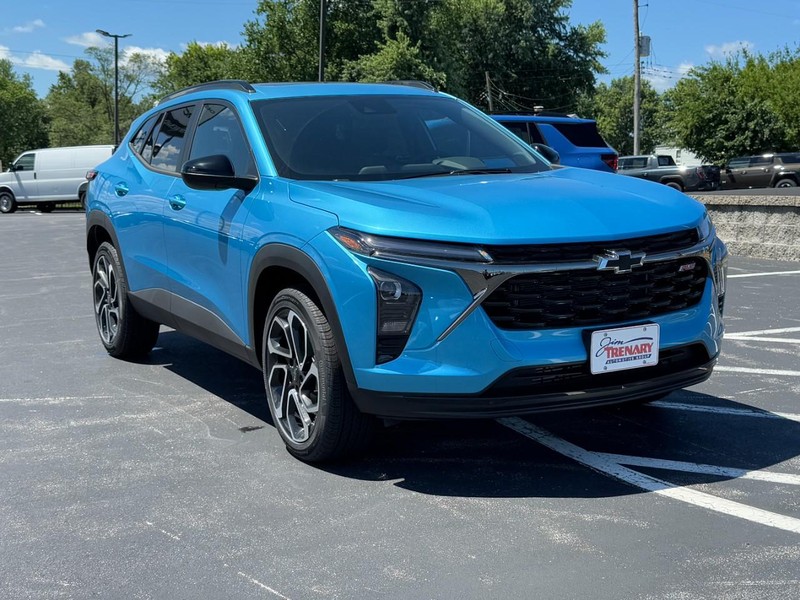 Chevrolet Trax Vehicle Image 02
