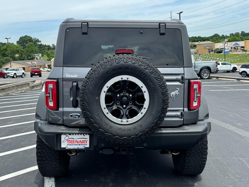 Ford Bronco Vehicle Image 04