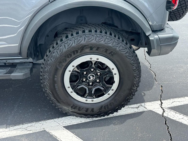 Ford Bronco Vehicle Image 07