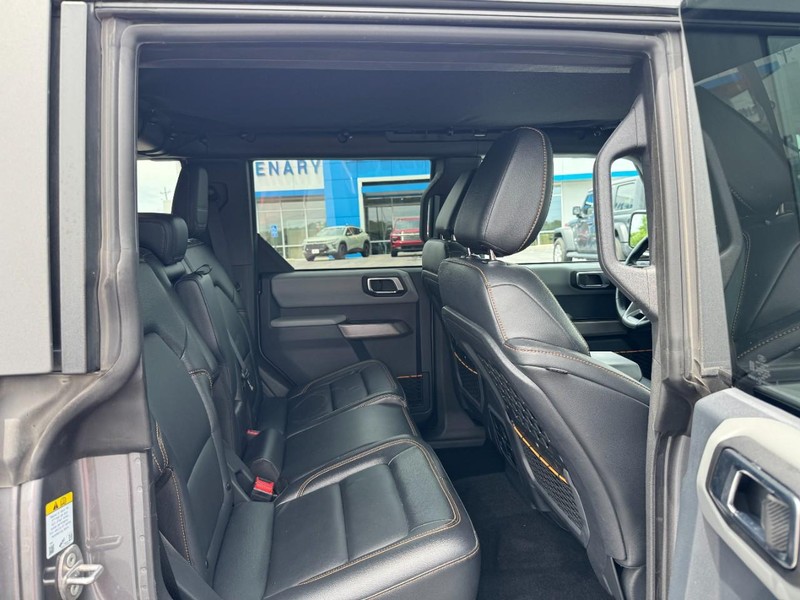 Ford Bronco Vehicle Image 10