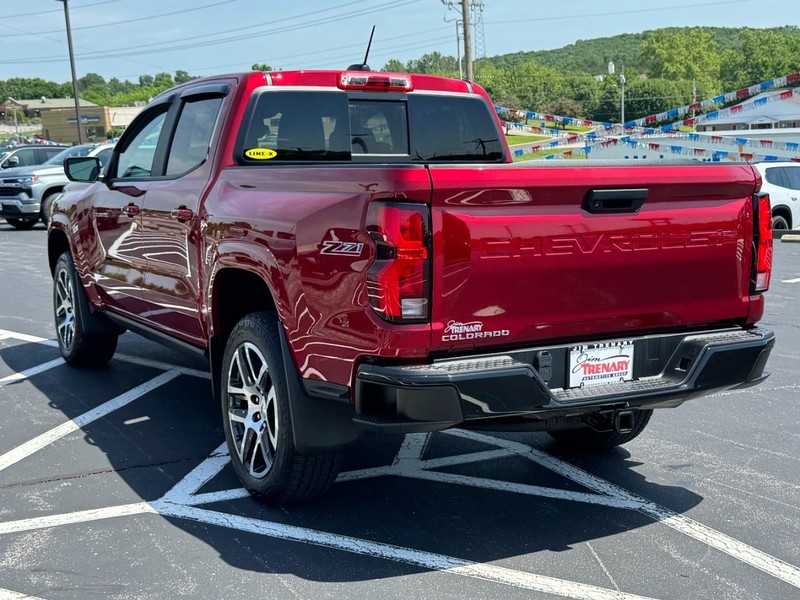 Chevrolet Colorado Vehicle Full-screen Gallery Image 06