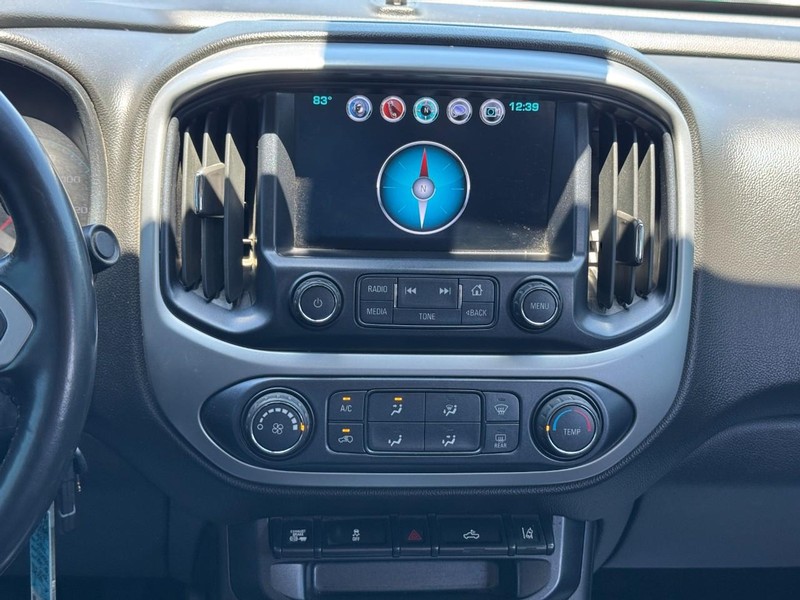 Chevrolet Colorado Vehicle Full-screen Gallery Image 13