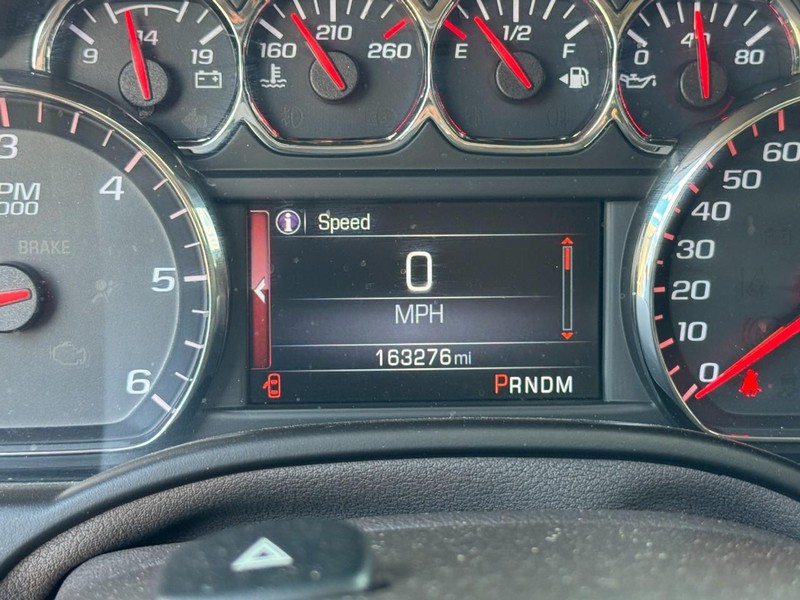 GMC Yukon Vehicle Image 20