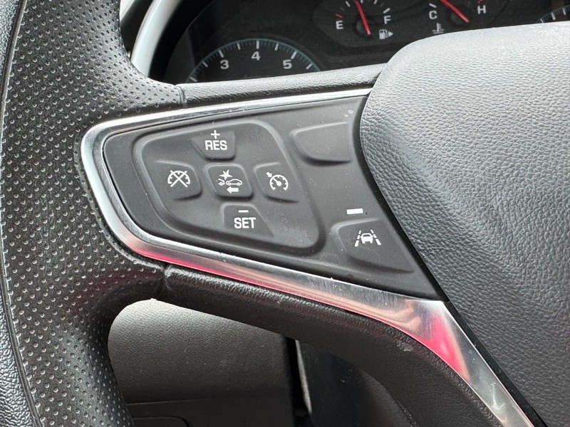 Chevrolet Malibu Vehicle Image 15